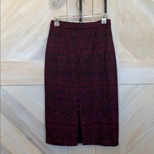 Halogen pencil skirt with detail